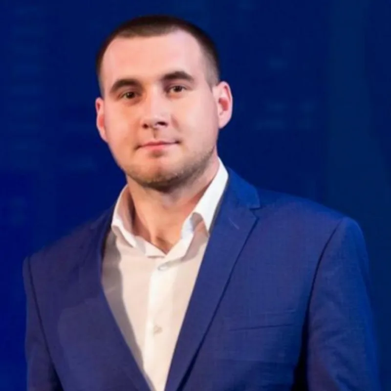 Ринат — Директор отдела франчайзинга